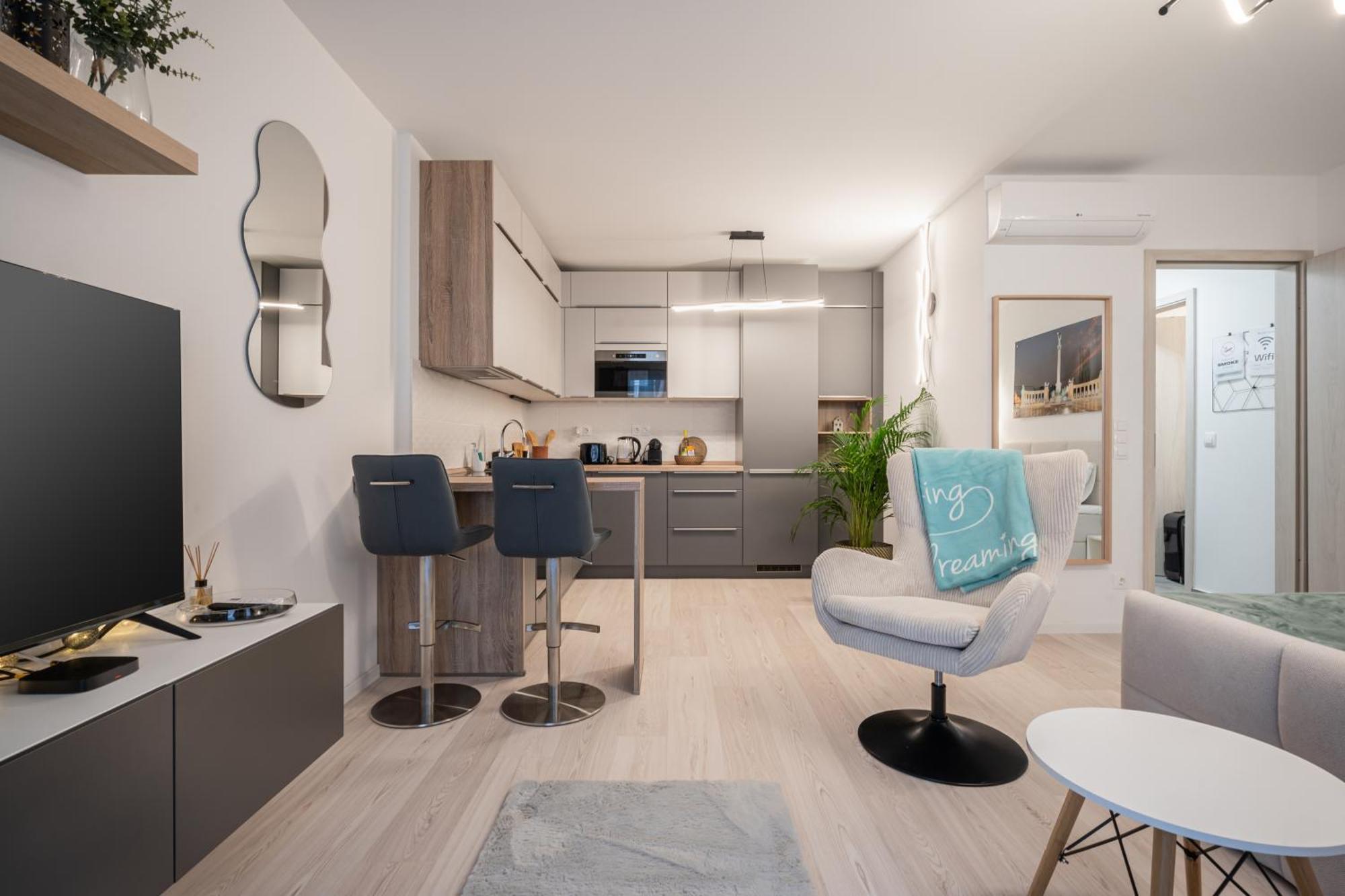 Heroes Square Apartment 布达佩斯 外观 照片